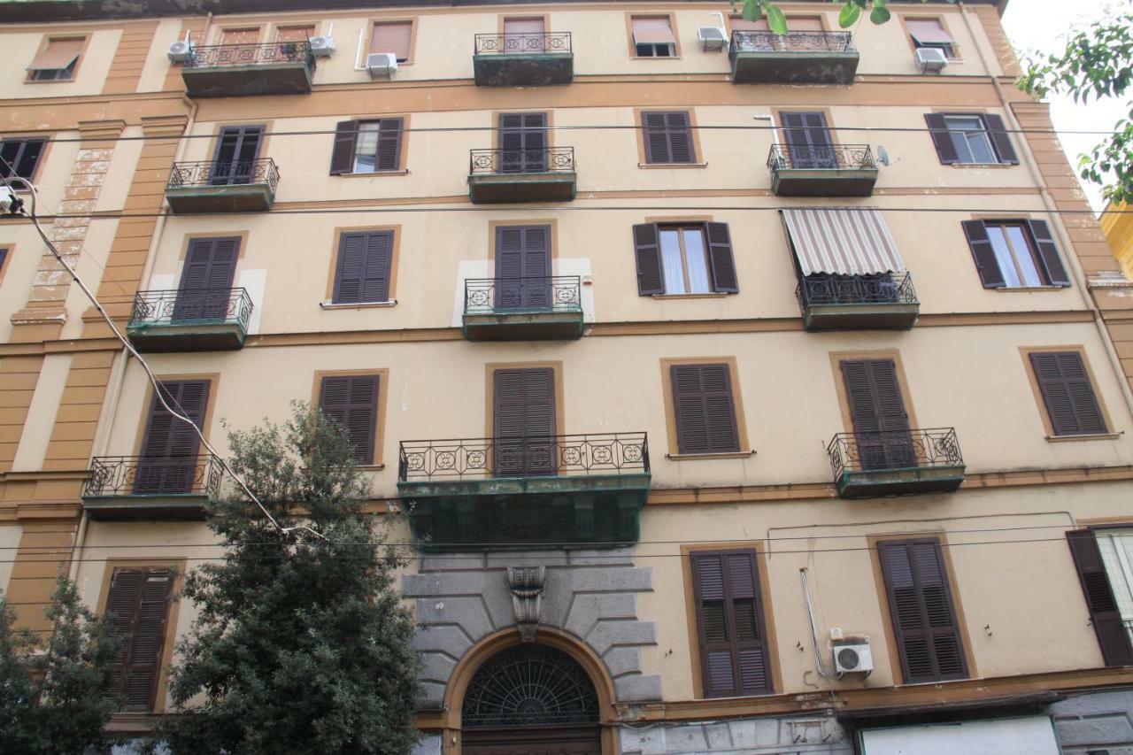 B&B Le Porte Di Napoli Εξωτερικό φωτογραφία
