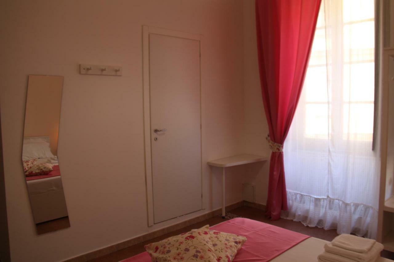 B&B Le Porte Di Napoli Εξωτερικό φωτογραφία