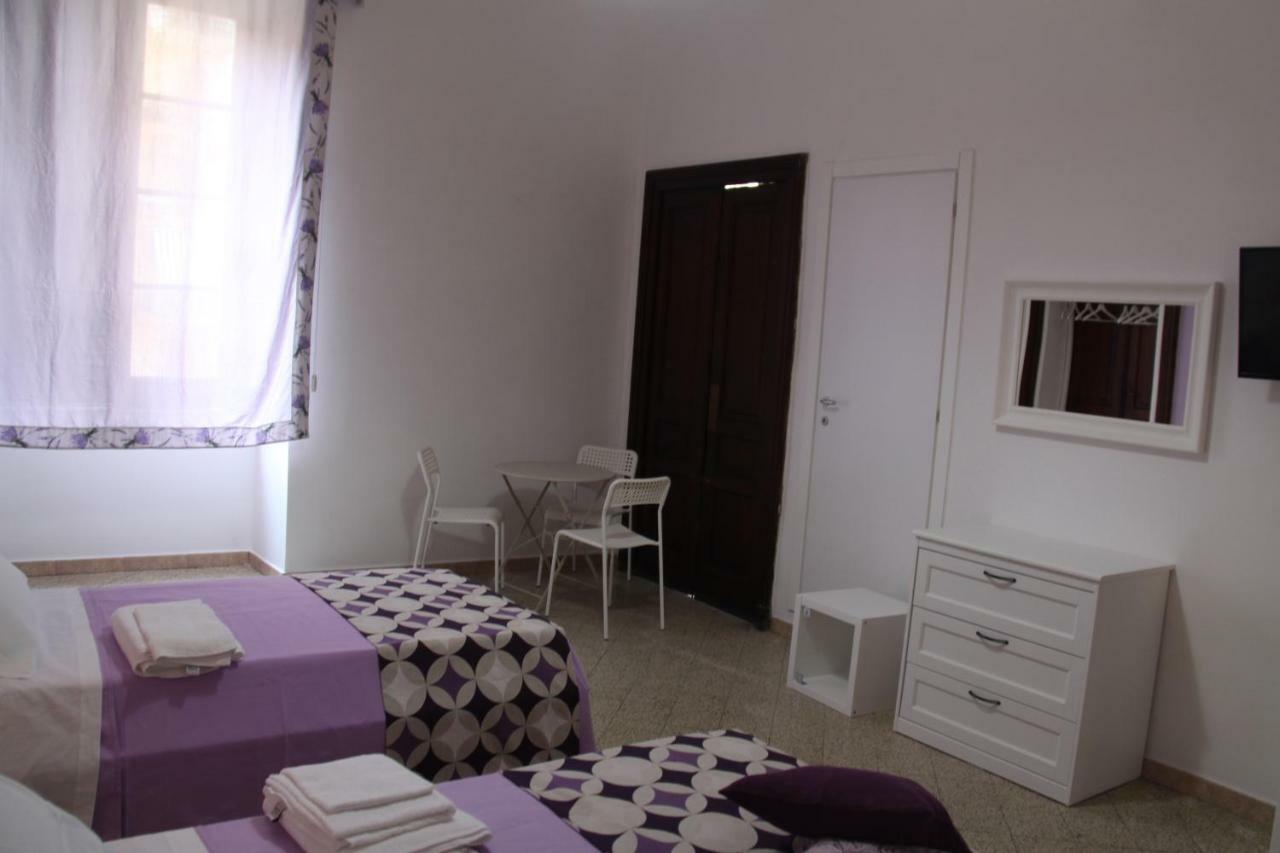 B&B Le Porte Di Napoli Εξωτερικό φωτογραφία